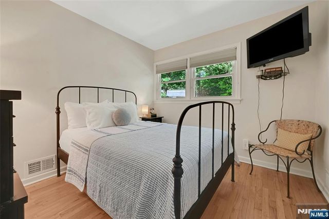 60 Everdell Avenue, Hillsdale, NJ 07642