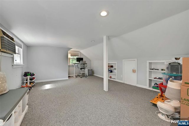 60 Everdell Avenue, Hillsdale, NJ 07642
