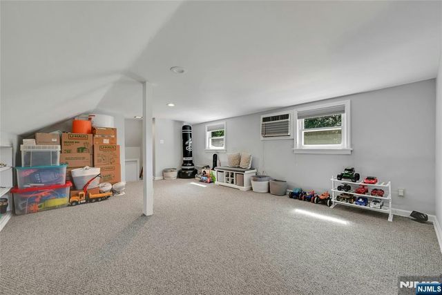 60 Everdell Avenue, Hillsdale, NJ 07642