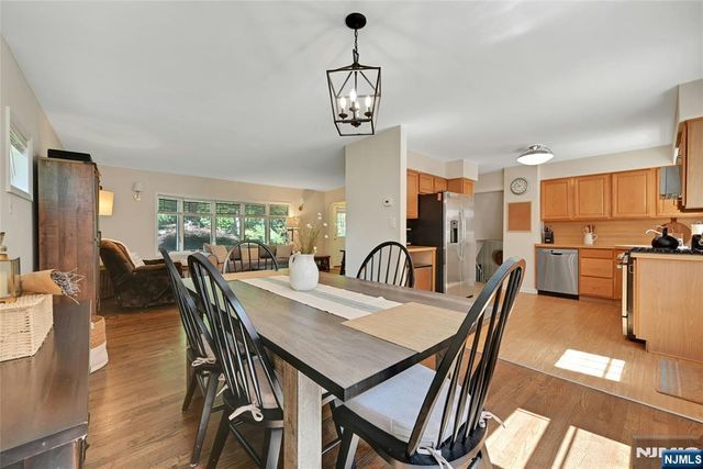 60 Everdell Avenue, Hillsdale, NJ 07642
