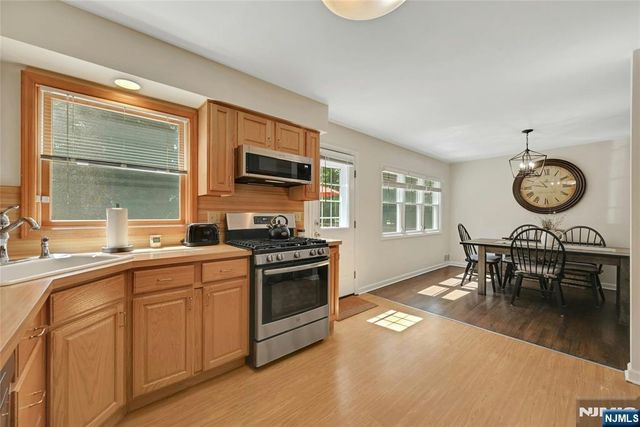 60 Everdell Avenue, Hillsdale, NJ 07642