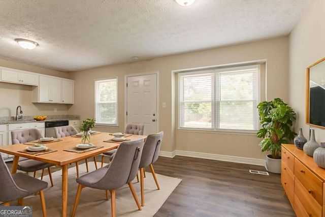 3877 Trenton Drive, Snellville, GA 30039
