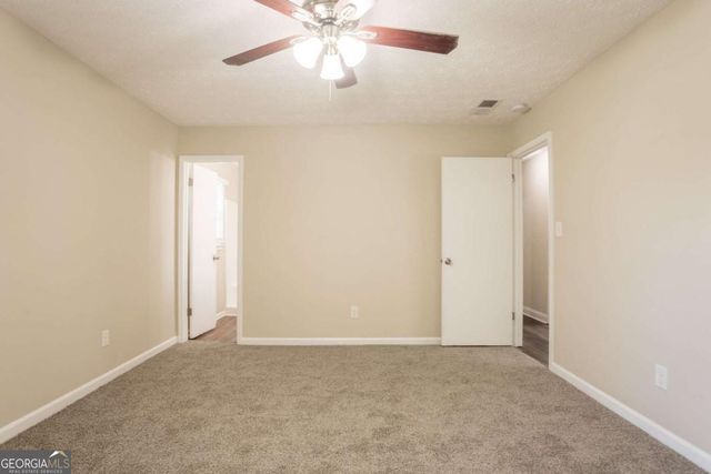 3877 Trenton Drive, Snellville, GA 30039