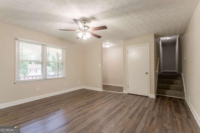 3877 Trenton Drive, Snellville, GA 30039