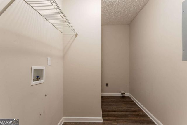 3877 Trenton Drive, Snellville, GA 30039