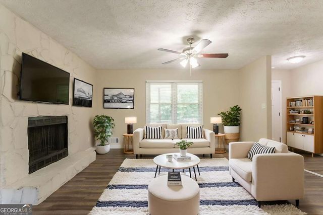 3877 Trenton Drive, Snellville, GA 30039