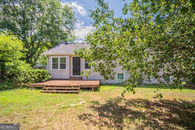 3877 Trenton Drive, Snellville, GA 30039