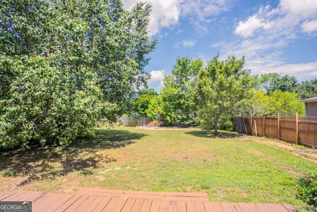 3877 Trenton Drive, Snellville, GA 30039