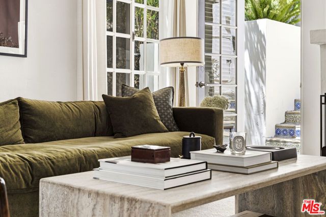 3007 Belden Drive, Los Angeles, CA 90068