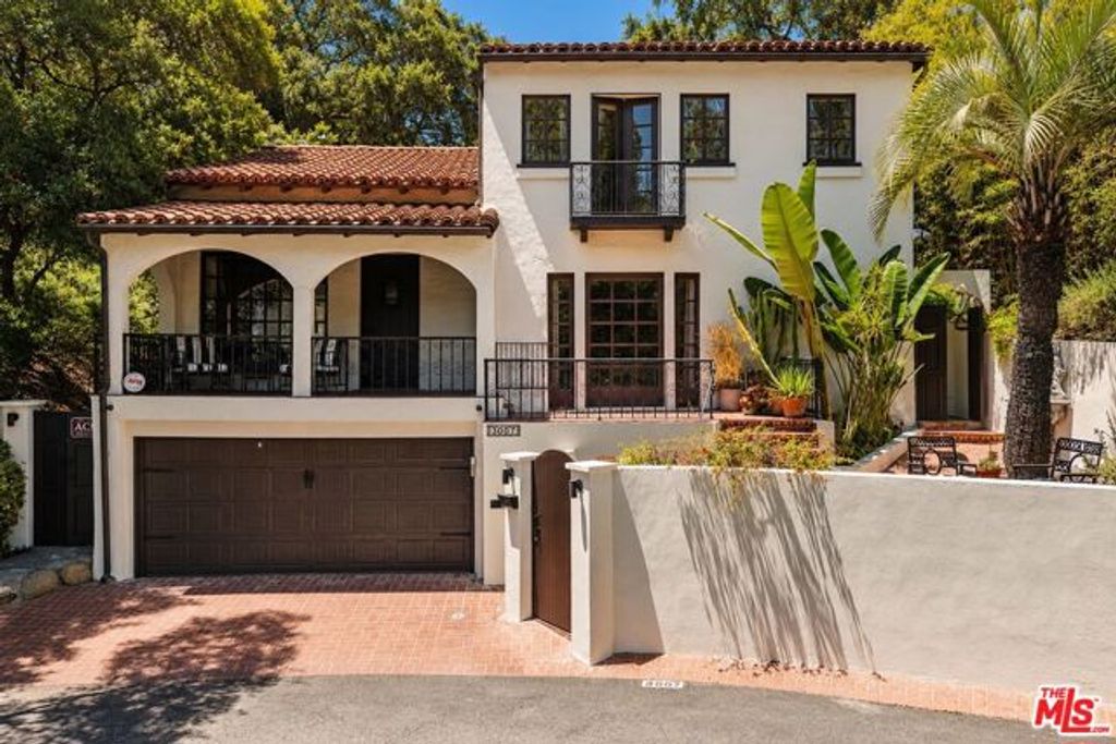 3007 Belden Drive, Los Angeles, CA 90068
