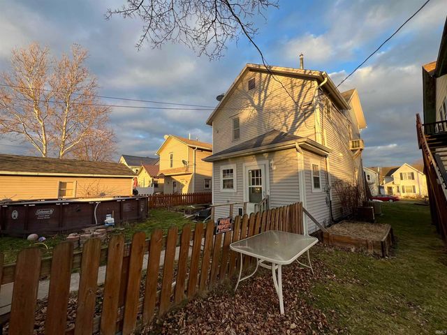 414 S Randolph Street, Garrett, IN 46738