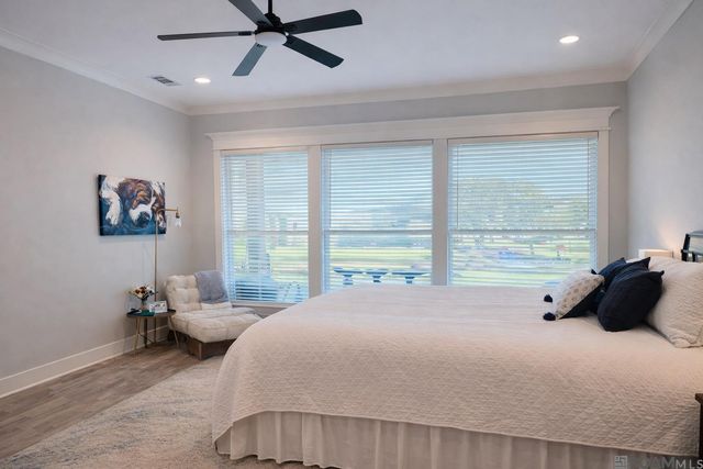 26234 Riverscape Dr, Springfield, LA 70462
