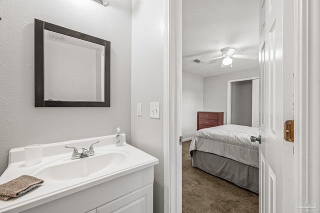 9225 N Palafox Hwy, Pensacola, FL 32534