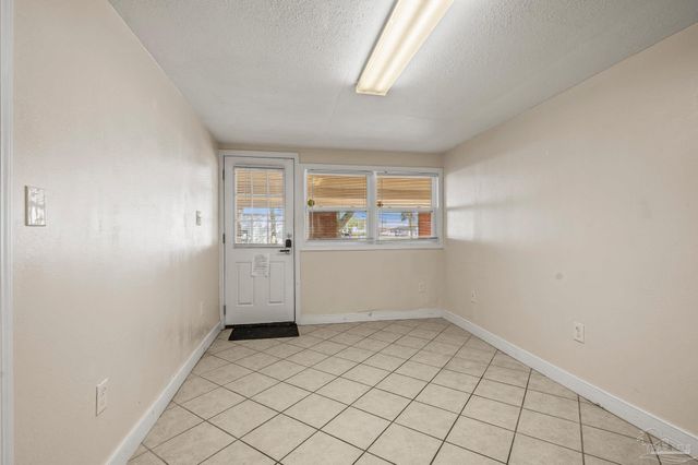 9225 N Palafox Hwy, Pensacola, FL 32534