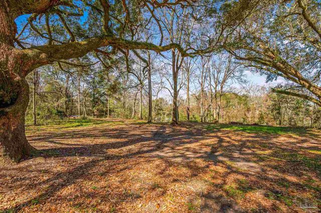 9225 N Palafox Hwy, Pensacola, FL 32534