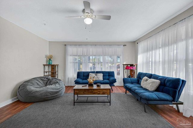 9225 N Palafox Hwy, Pensacola, FL 32534