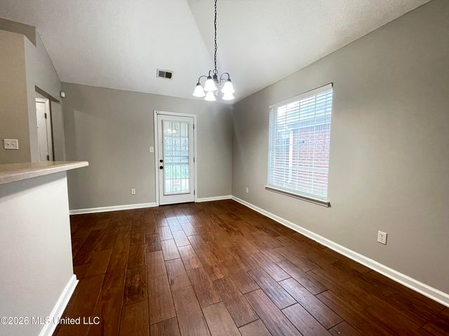 7185 Crape Myrtle Drive, Olive Branch, MS 38654