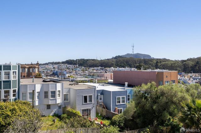 754 30th Avenue, San Francisco, CA 94121