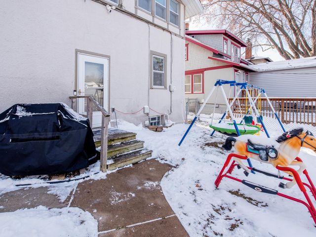 1591 Berkeley Avenue, Saint Paul, MN 55105