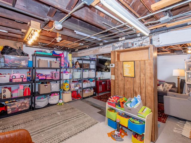 1591 Berkeley Avenue, Saint Paul, MN 55105