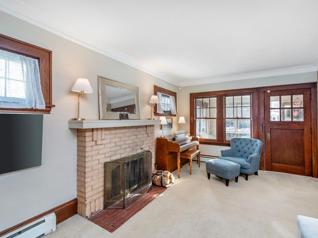 1591 Berkeley Avenue, Saint Paul, MN 55105