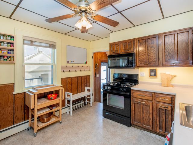 1591 Berkeley Avenue, Saint Paul, MN 55105