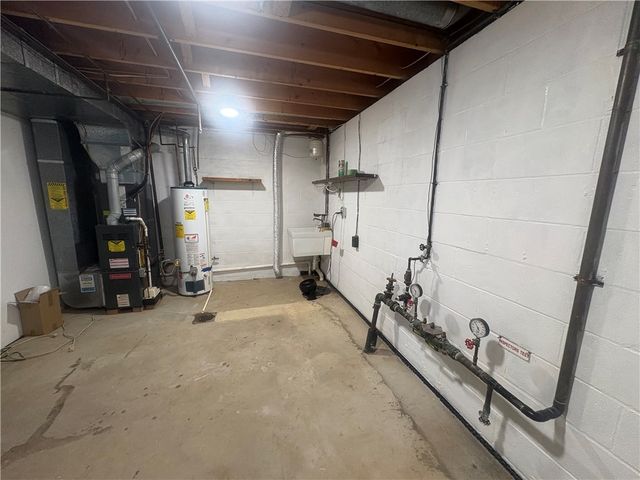 1233 Meadowbrook Dr A1231, North Strabane, PA 15317