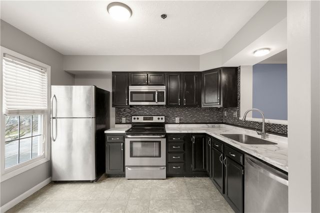 1233 Meadowbrook Dr A1231, North Strabane, PA 15317