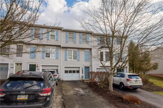 1233 Meadowbrook Dr A1231, North Strabane, PA 15317