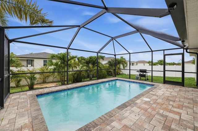 4122 NE 20th CT, Cape Coral, FL 33909