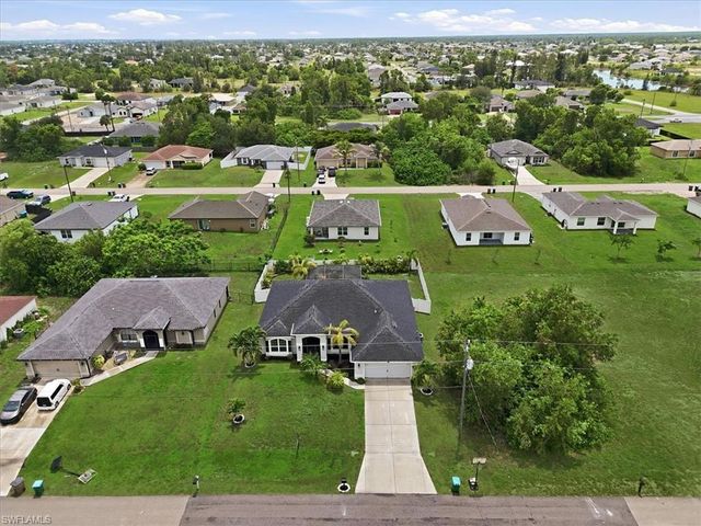 4122 NE 20th CT, Cape Coral, FL 33909