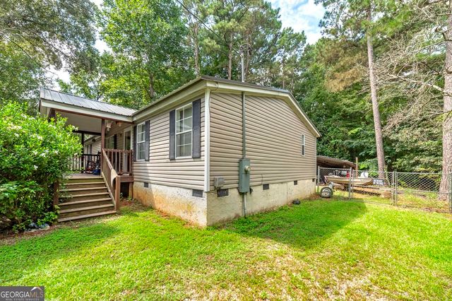 450 Lakeshore Drive, Jackson, GA 30233