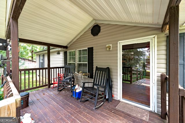 450 Lakeshore Drive, Jackson, GA 30233