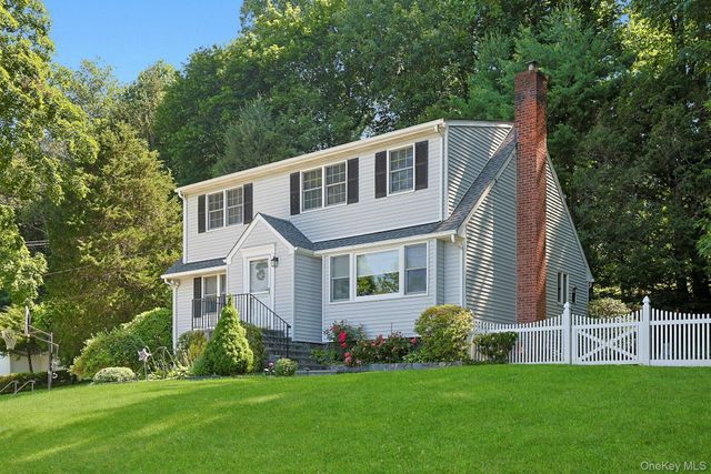 328 Linda Avenue, Hawthorne, NY 10532