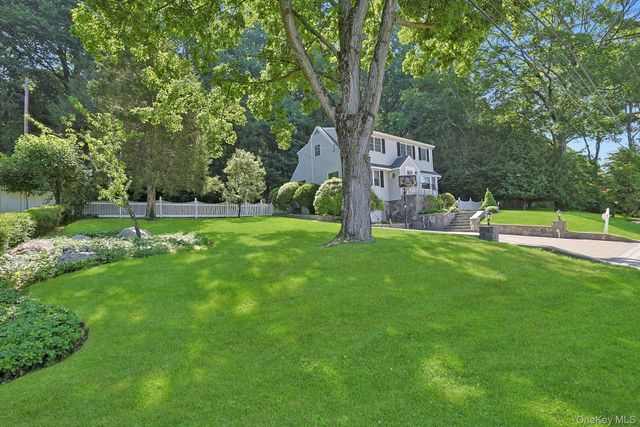 328 Linda Avenue, Hawthorne, NY 10532