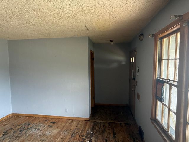 3607 Lake Drive Avenue N, Robbinsdale, MN 55422