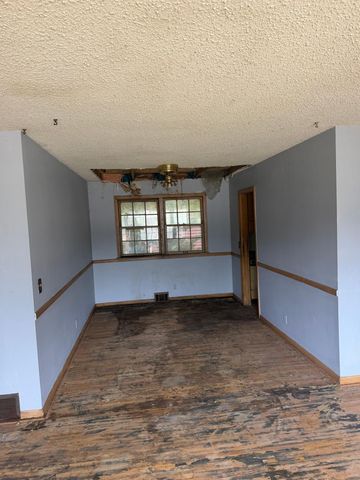 3607 Lake Drive Avenue N, Robbinsdale, MN 55422