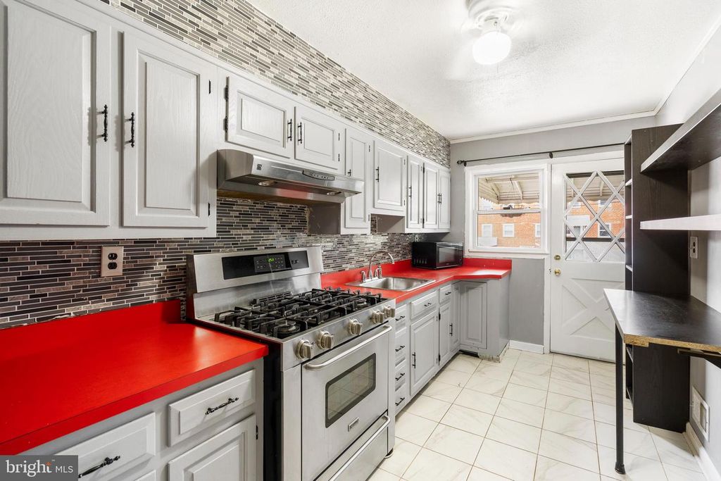 8143 PARK HAVEN RD, Baltimore, MD 21222