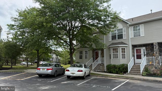 12 ASHLEY CT, Somerset, NJ 08873