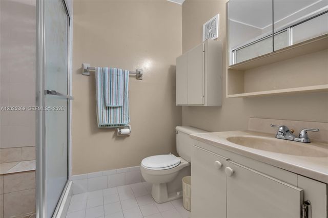 1757 W 57th St 211, Hialeah, FL 33012