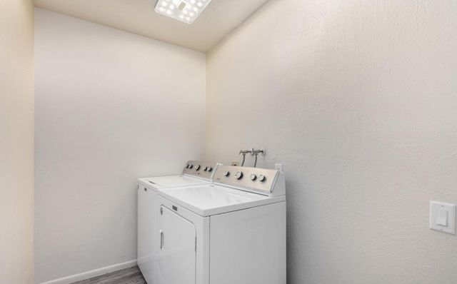 7027 S 43rd Way, Phoenix, AZ 85042