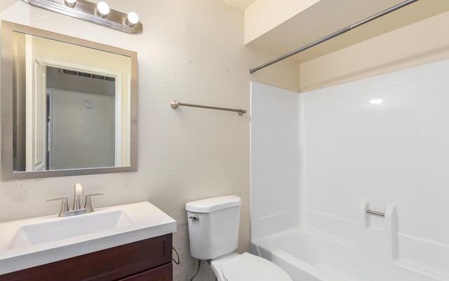 7027 S 43rd Way, Phoenix, AZ 85042