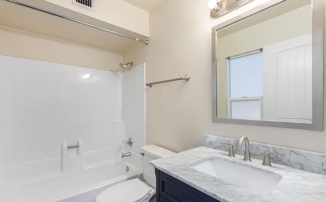 7027 S 43rd Way, Phoenix, AZ 85042