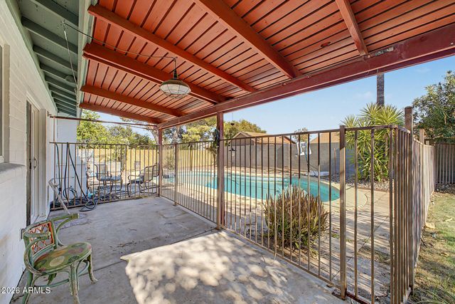 2815 W VILLA RITA Drive, Phoenix, AZ 85053