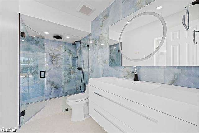 12065 Boat Shell DR, Matlacha Isles, FL 33991