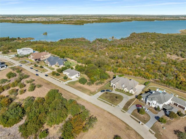 3148 Sanctuary Drive, Grand Prairie, TX 75104