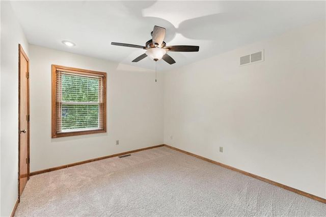 8325 Twilight Lane, Lenexa, KS 66219