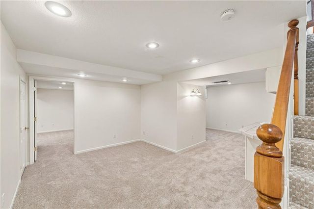 8325 Twilight Lane, Lenexa, KS 66219