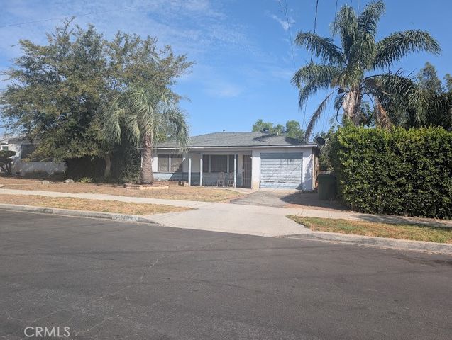 14106 Herron, Sylmar, CA 91342