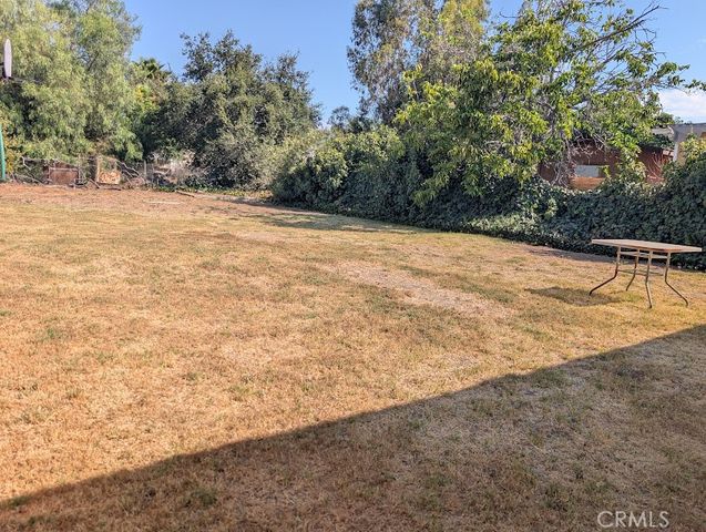 14106 Herron, Sylmar, CA 91342